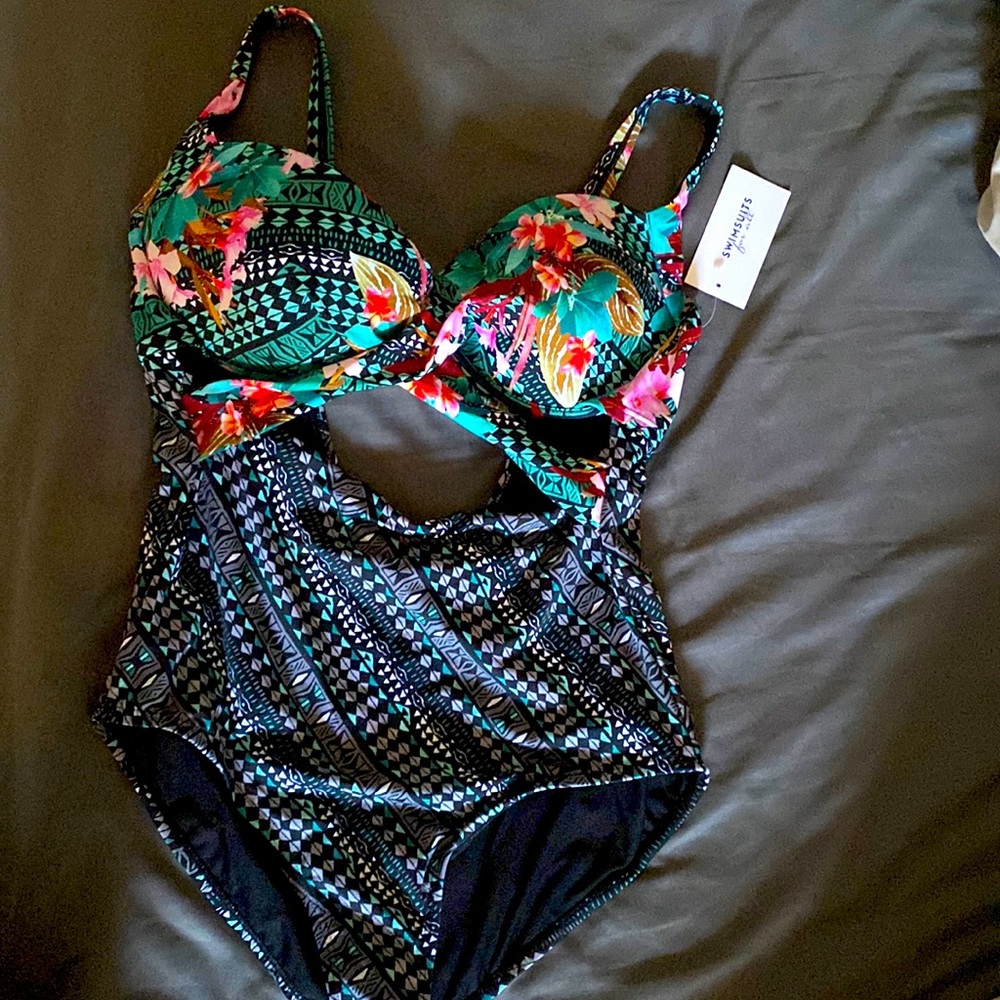One piece bathing suit